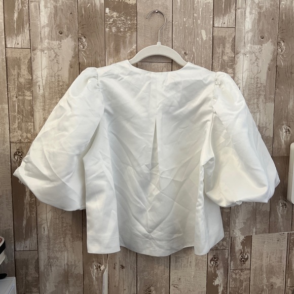 Commense Oversized Puff Sleeve Blouse - Picture 12 of 12